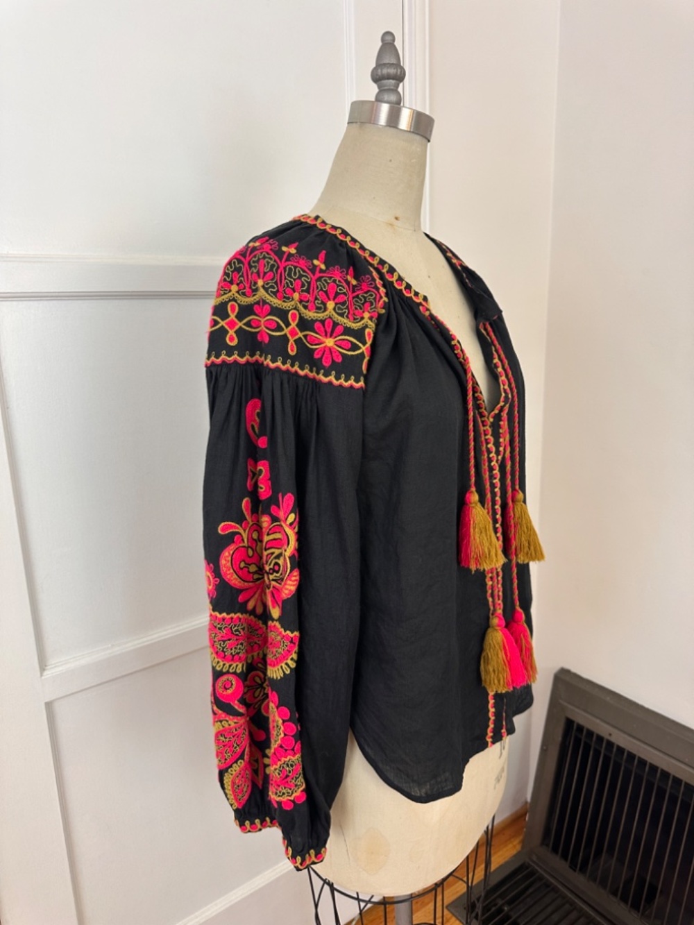 linen top handmade in ukraine - Picture 3 of 6